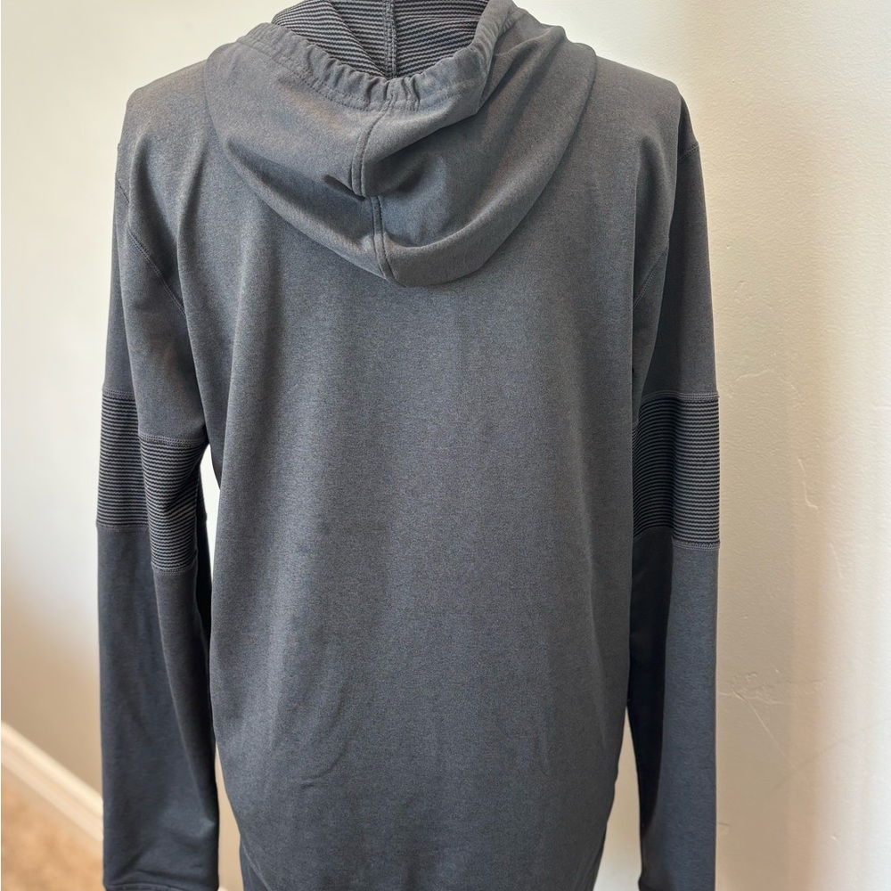 Vuori Black Half-Zip Hoodie - Picture 5 of 5